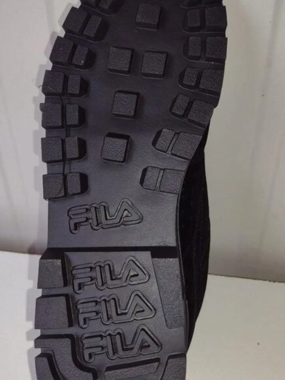 Size 7 Fila Men's Black Synthetic Suede Leather Casual Dress Boots